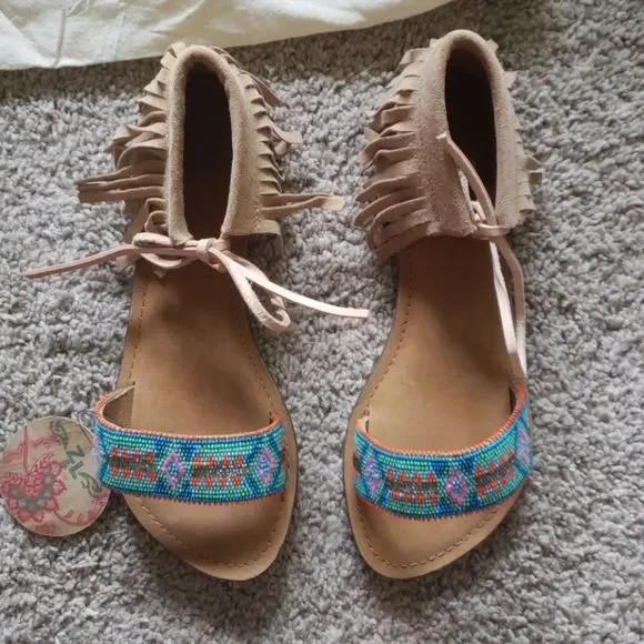 1 Left! BOHO LEATHER SANDALS - Picture 1 of 5